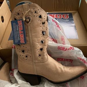 Crush by Durango. Women’s Taupe Heartfelt Boot